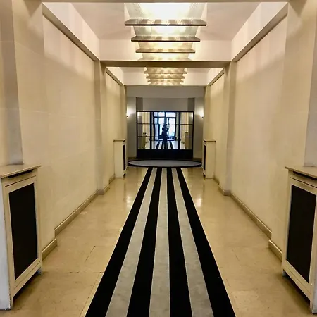 Sartre : Au Coeur De La Rive Gauche, Neuf, Design, 2/4 Personnes