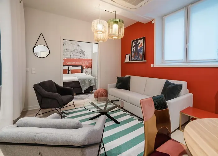 Apartment Sartre : Au Coeur De La Rive Gauche, Neuf, Design, 2/4 Personnes *